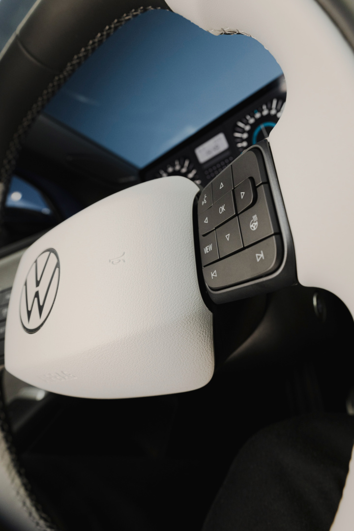 SMALL_ID_Polo_Interior_09